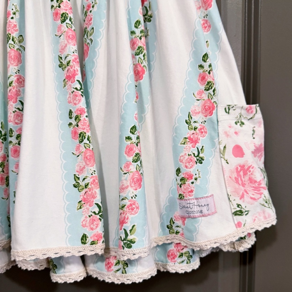 🩷SOLD🩷 SweetHoney Floral Kids Dress in Pink and White - Picture 3 of 7